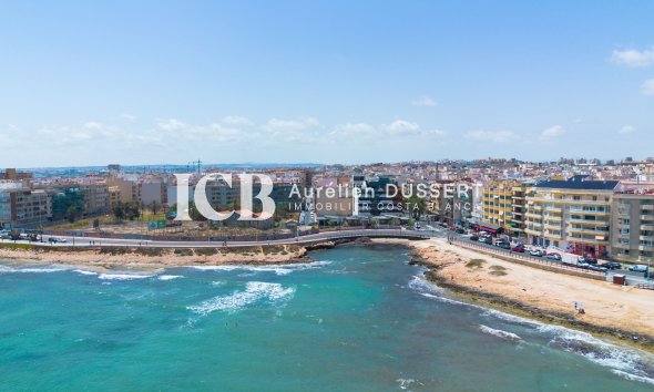 Revente - Appartement -
Torrevieja - Playa del cura