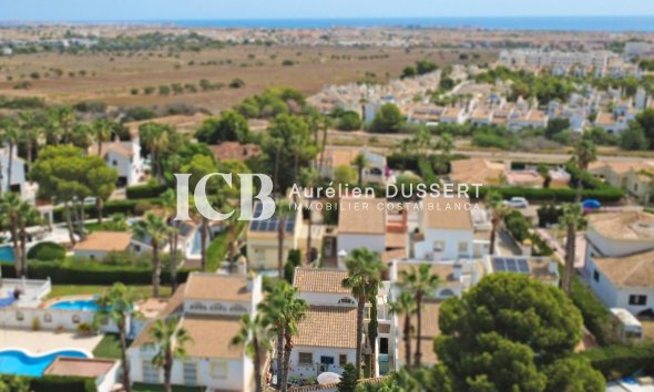Revente - Maison individuelle -
Orihuela Costa - Villamartín