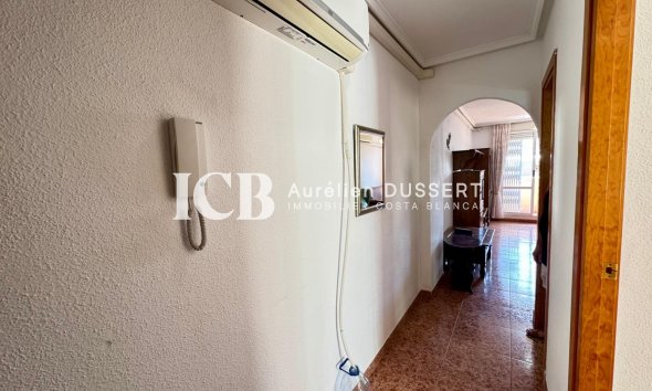 Revente - Appartement -
Torrevieja - Centro