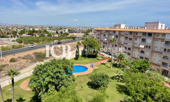 Revente - Appartement -
Torrevieja - Centro