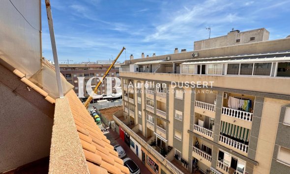 Revente - Appartement -
Torrevieja - Centro