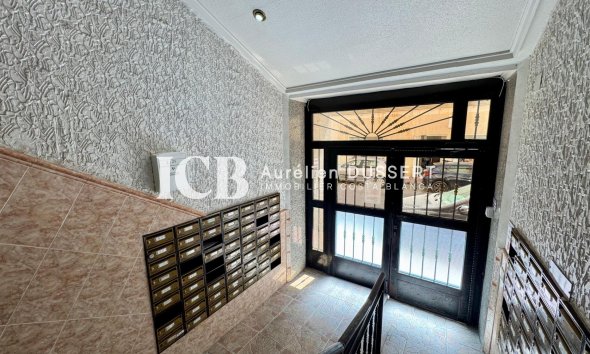 Revente - Appartement -
Torrevieja - Centro