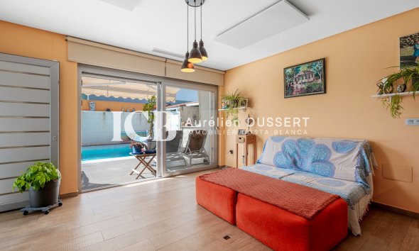 Reventa - Casa independiente -
Benijofar