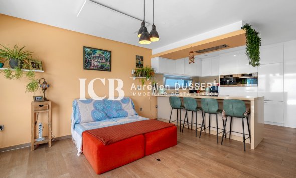 Reventa - Casa independiente -
Benijofar