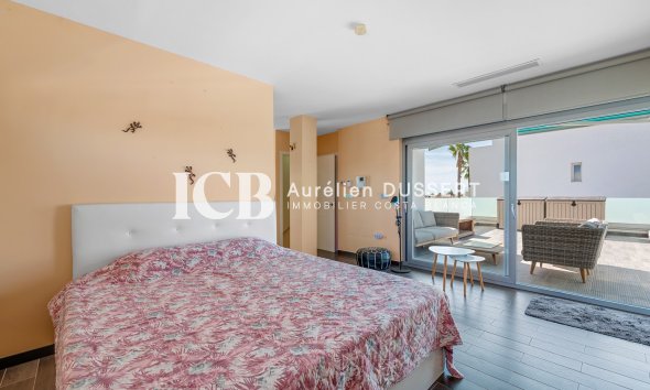 Reventa - Casa independiente -
Benijofar