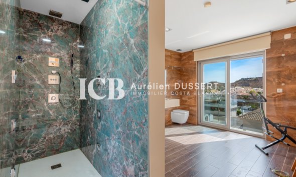 Reventa - Casa independiente -
Benijofar