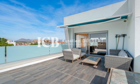 Reventa - Casa independiente -
Benijofar