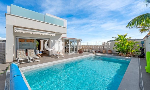 Reventa - Casa independiente -
Benijofar