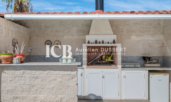 Reventa - Casa independiente -
Benijofar