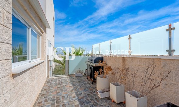 Reventa - Casa independiente -
Benijofar