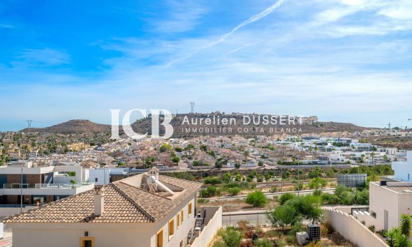 Reventa - Casa independiente -
Benijofar