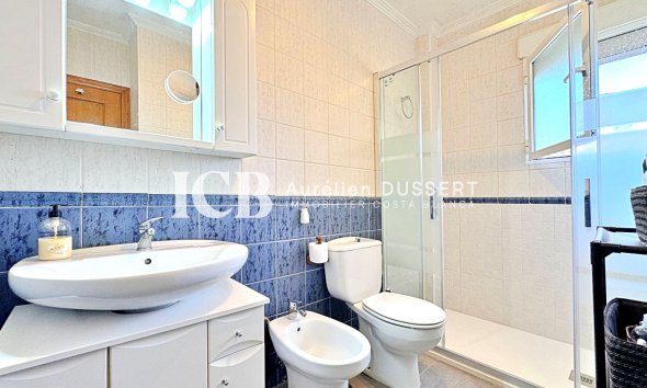 Revente - Maison mitoyenne -
Orihuela Costa - La Campana