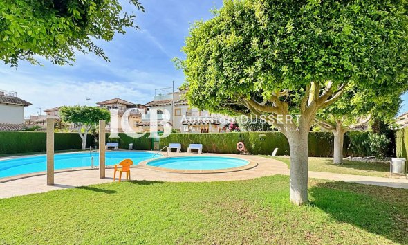 Revente - Maison mitoyenne -
Orihuela Costa - La Campana