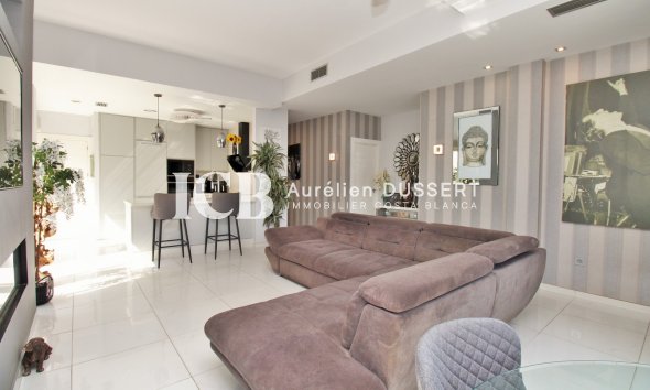 Revente - Villa -
Orihuela Costa - Villamartín