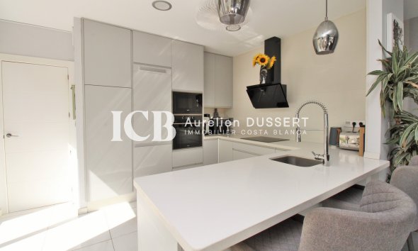 Revente - Villa -
Orihuela Costa - Villamartín