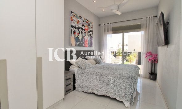 Revente - Villa -
Orihuela Costa - Villamartín