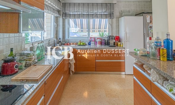 Reventa - Villa -
La Mata