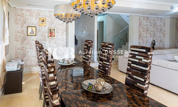 Reventa - Villa -
La Mata