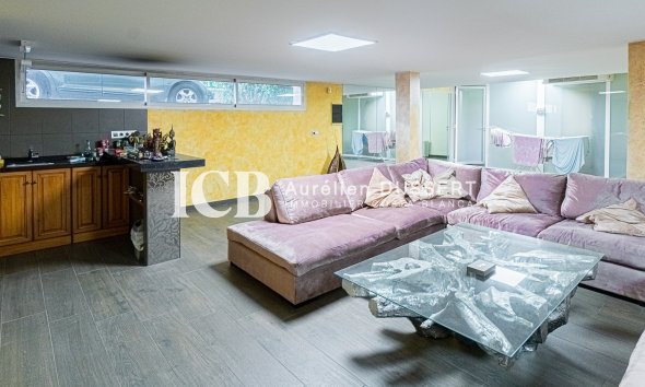 Reventa - Villa -
La Mata