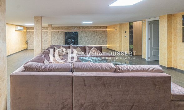 Reventa - Villa -
La Mata