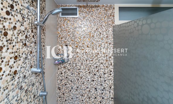 Reventa - Villa -
La Mata