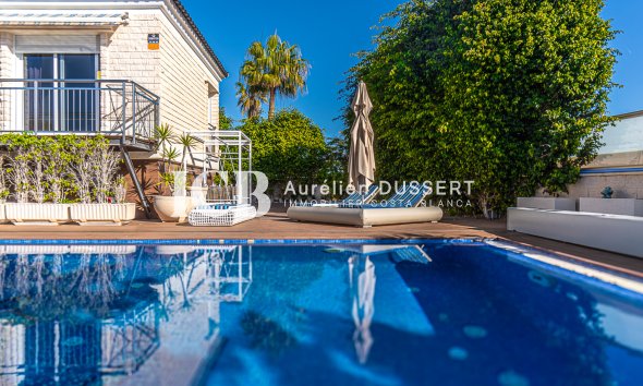 Reventa - Villa -
La Mata