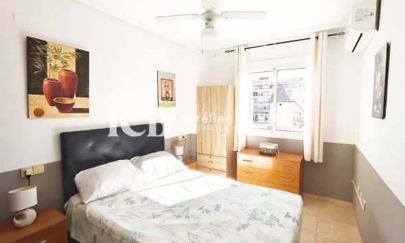 Revente - Appartement -
Torrevieja - Torrevieja Centro