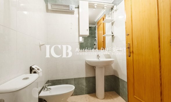 Revente - Appartement -
Torrevieja - Torrevieja Centro