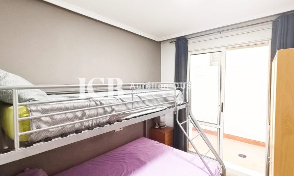 Revente - Appartement -
Torrevieja - Torrevieja Centro