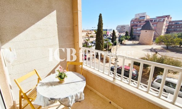 Revente - Appartement -
Torrevieja - Torrevieja Centro