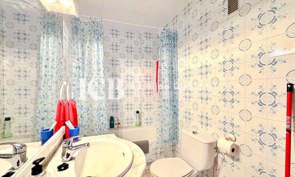 Revente - Appartement -
Punta Prima - Torrevieja