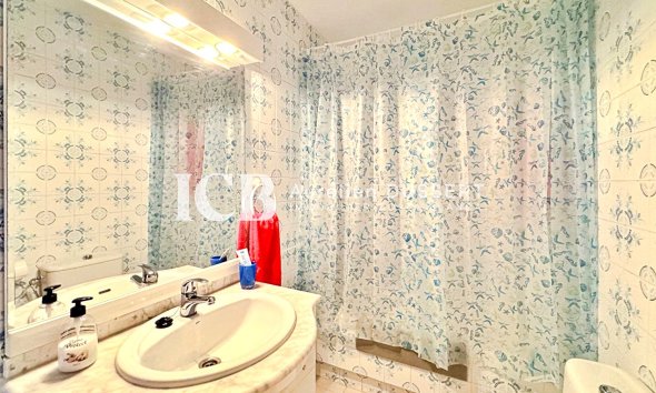 Revente - Appartement -
Punta Prima - Torrevieja