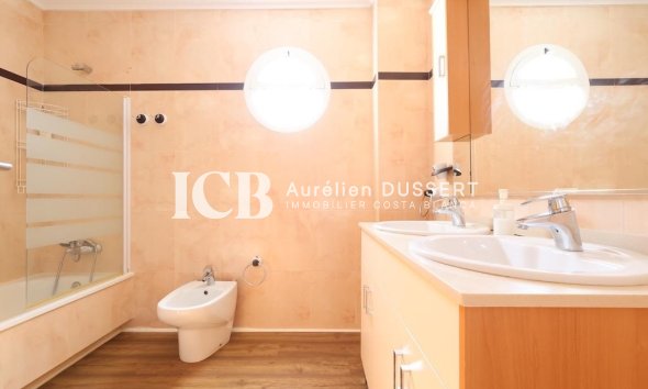 Revente - Appartement -
Mil Palmeras