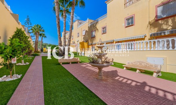 Revente - Appartement -
San Miguel de Salinas - El Galan