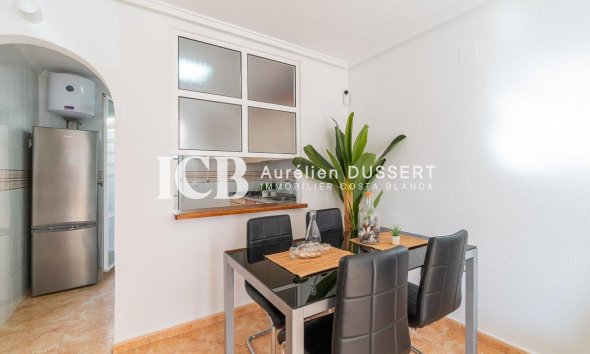 Revente - Maison mitoyenne -
Torrevieja - El limonar