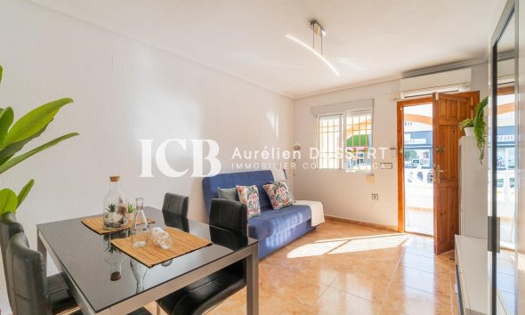 Revente - Maison mitoyenne -
Torrevieja - El limonar