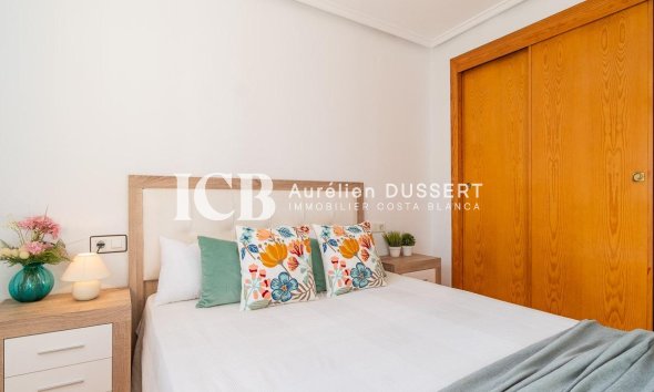 Revente - Maison mitoyenne -
Torrevieja - El limonar