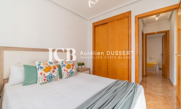 Revente - Maison mitoyenne -
Torrevieja - El limonar