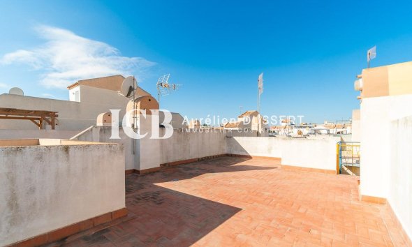 Revente - Maison mitoyenne -
Torrevieja - El limonar