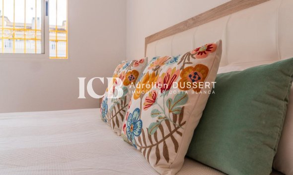 Revente - Maison mitoyenne -
Torrevieja - El limonar