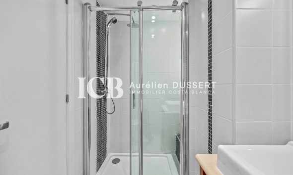 Revente - Appartement -
Punta Prima - Torrevieja