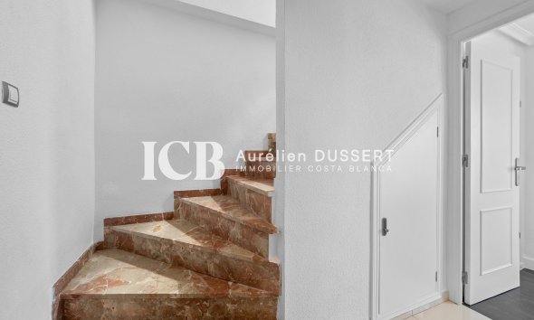 Revente - Appartement -
Punta Prima - Torrevieja