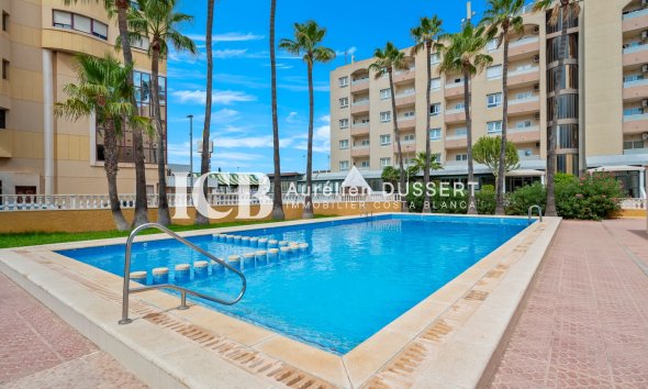 Revente - Appartement -
Punta Prima - Torrevieja