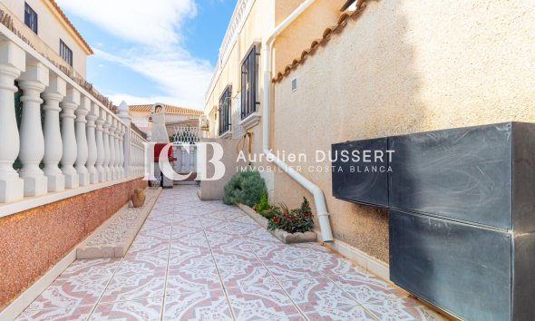 Revente - Maison mitoyenne -
Orihuela Costa - Cabo Roig