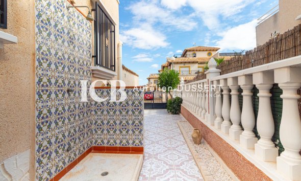 Revente - Maison mitoyenne -
Orihuela Costa - Cabo Roig
