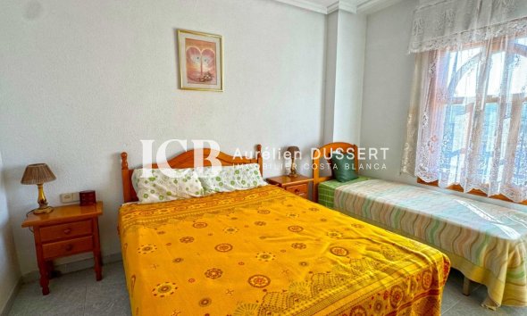 Resale - Apartment / flat -
Torrevieja