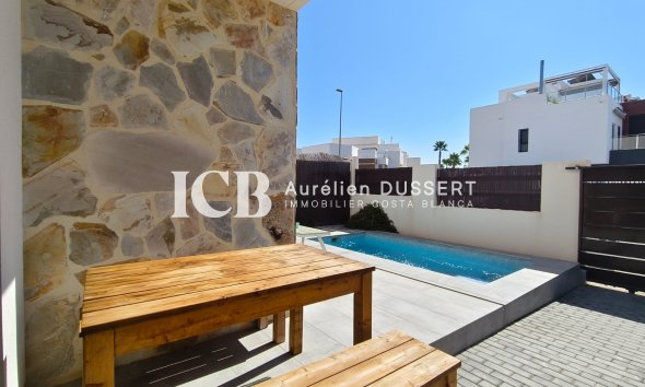 Revente - Maison individuelle -
Orihuela Costa - Villamartín