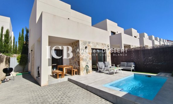 Revente - Maison individuelle -
Orihuela Costa - Villamartín