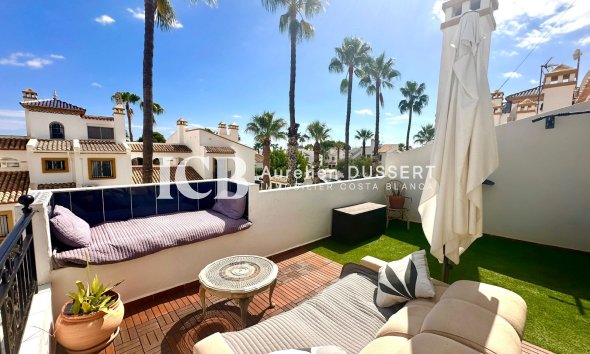 Revente - Maison mitoyenne -
Orihuela Costa - Villamartín