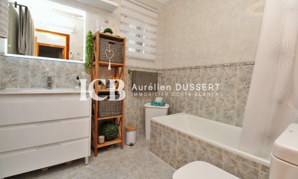 Revente - Maison individuelle -
Orihuela Costa - Villamartín